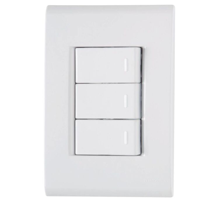 Conjunto 4x2 com 3 Interruptores Simples Tramontina Liz 10 A 250 V Branco